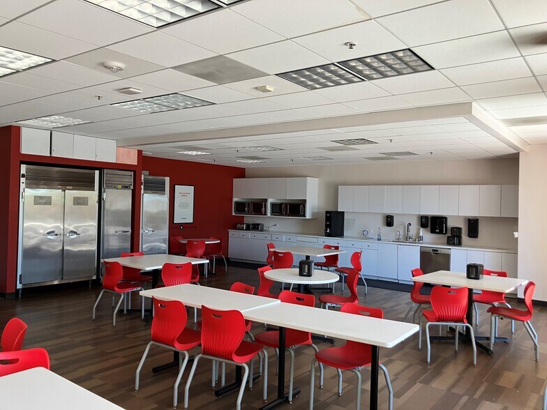 More Photos Of 115 N 1st St, Burbank Medical For Lease
