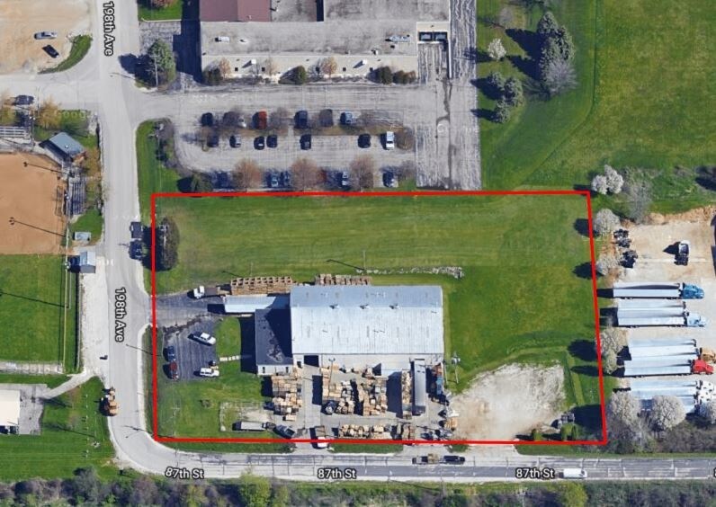 More Photos Of 8671 198th Ave, Bristol Manufacturing For Sale