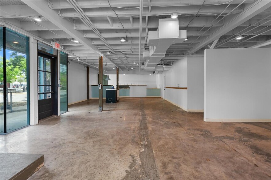 More Photos Of 117 East St, Hutto Loft Creative Space For Sale