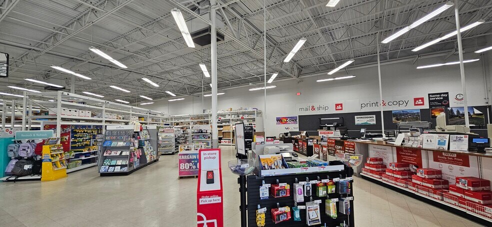 More Photos Of 2267 S Townsend Ave, Montrose Department Store For Sale