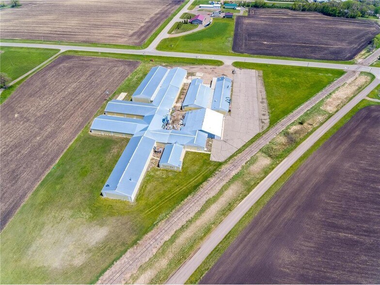Primary Photo Of 1793 550th St, Wood Lake Manufacturing For Sale