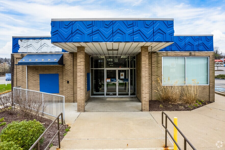 More Photos Of 5990 University Blvd, Moon Township Storefront Retail Office For Lease