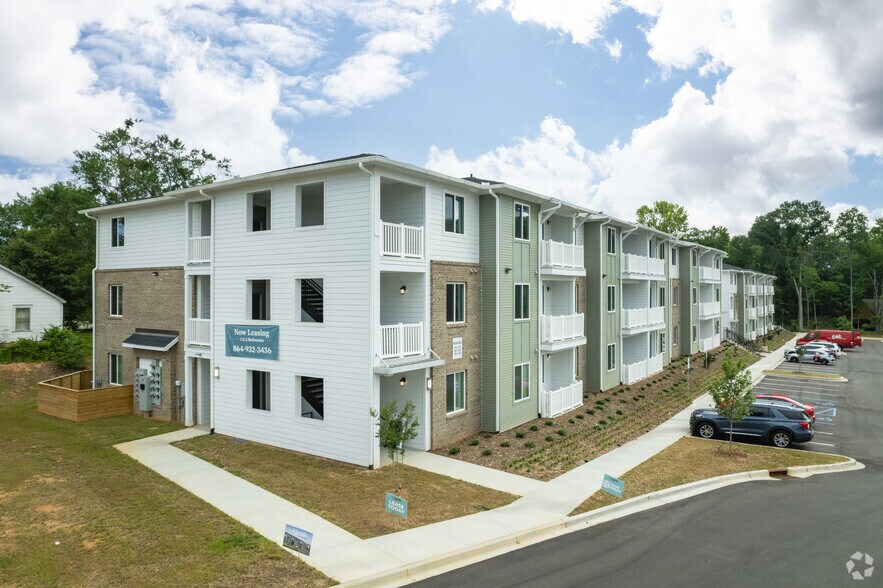 More Photos Of 6800 White Horse Rd, Greenville Apartments For Sale