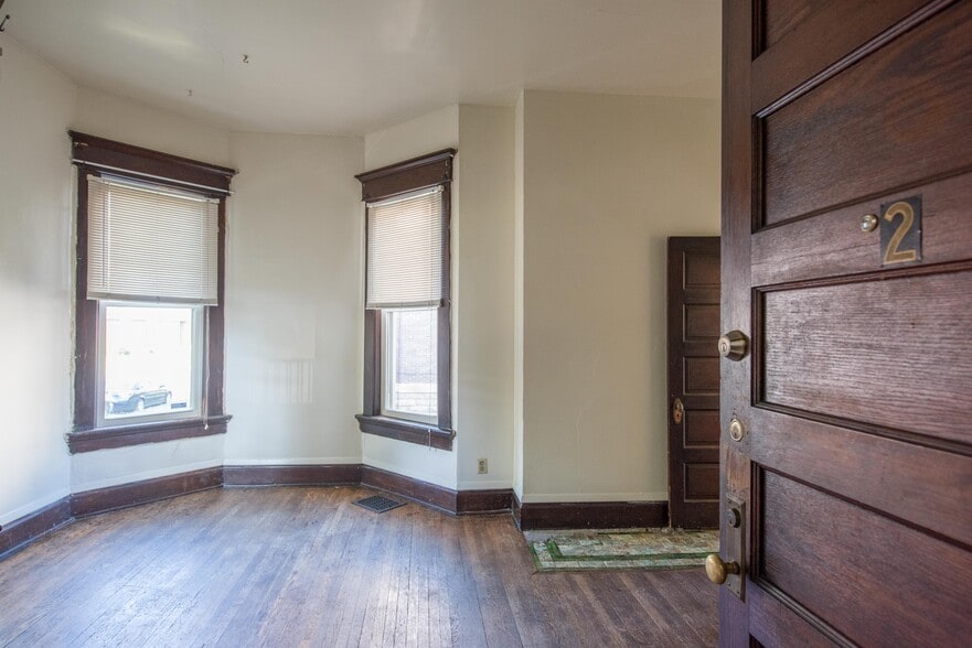 More Photos Of , Columbus Unknown For Sale