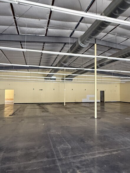 More Photos Of 12902 Highway 190 W, Port Allen Freestanding For Lease