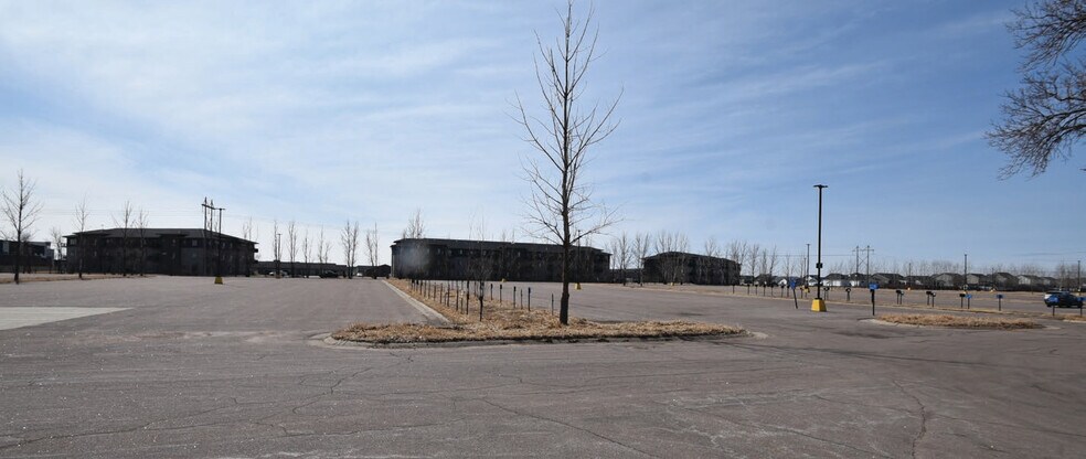More Photos Of 3900 Great Plains Dr S, Fargo Office For Sale