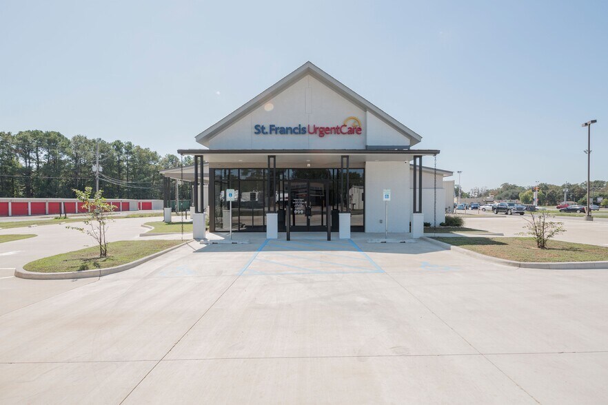 More Photos Of 140 Rowland Rd, Monroe Healthcare For Sale