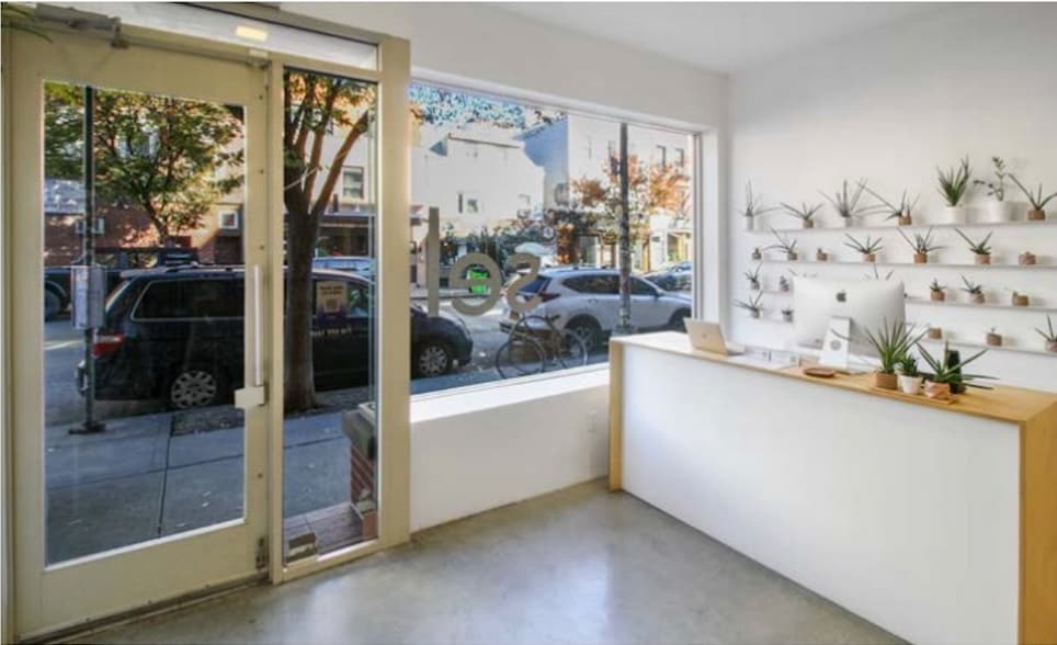 More Photos Of 182 Grand St, Brooklyn Storefront Retail Residential For Lease