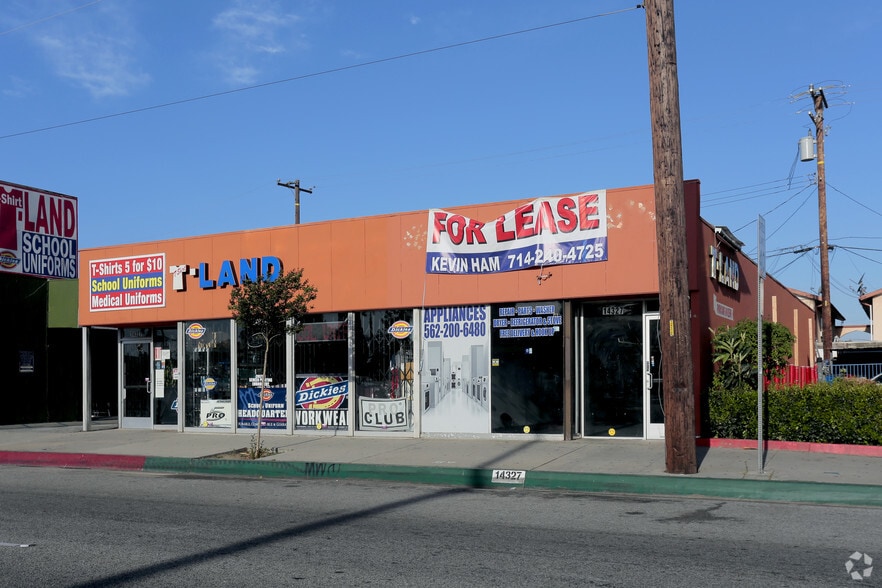 More Photos Of 14327 S Pioneer Blvd, Norwalk Storefront For Lease