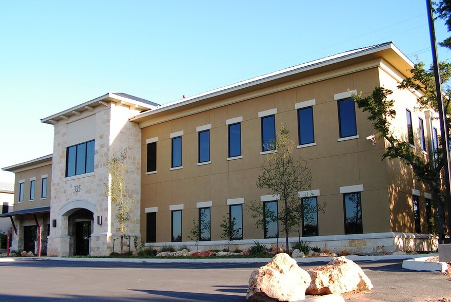 More Photos Of 335 E Sonterra Blvd, San Antonio Medical For Lease