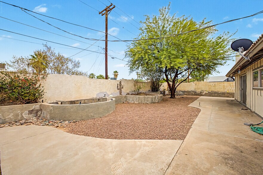More Photos Of 8038 E Almeria Rd, Scottsdale Office For Sale