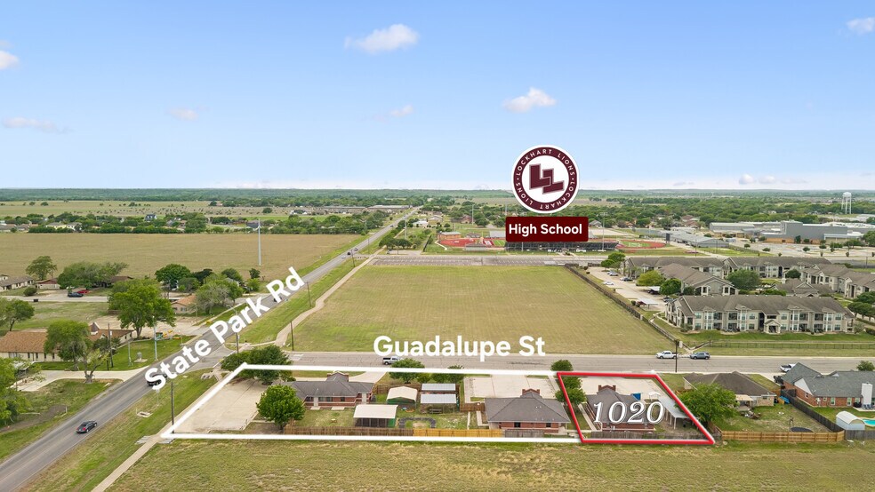 More Photos Of 1020 Guadalupe St, Lockhart Office For Sale