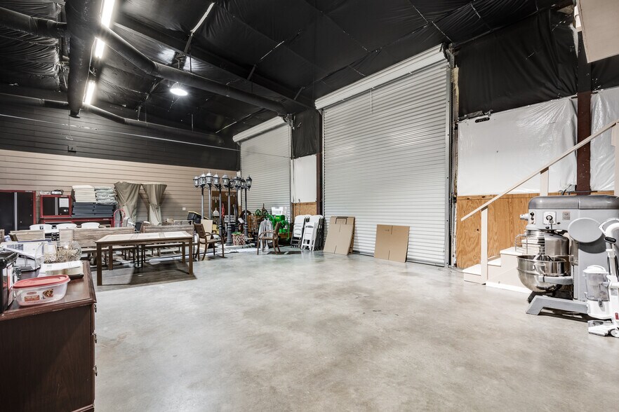 More Photos Of 21224 FM 2100 Rd, Crosby Warehouse For Sale