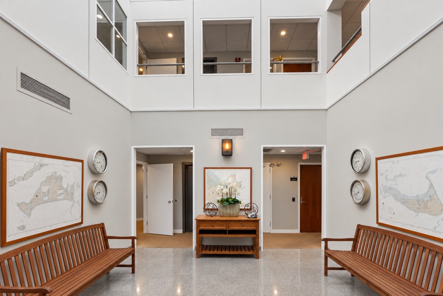 More Photos Of 40 Beach St, Manchester Flex For Sale