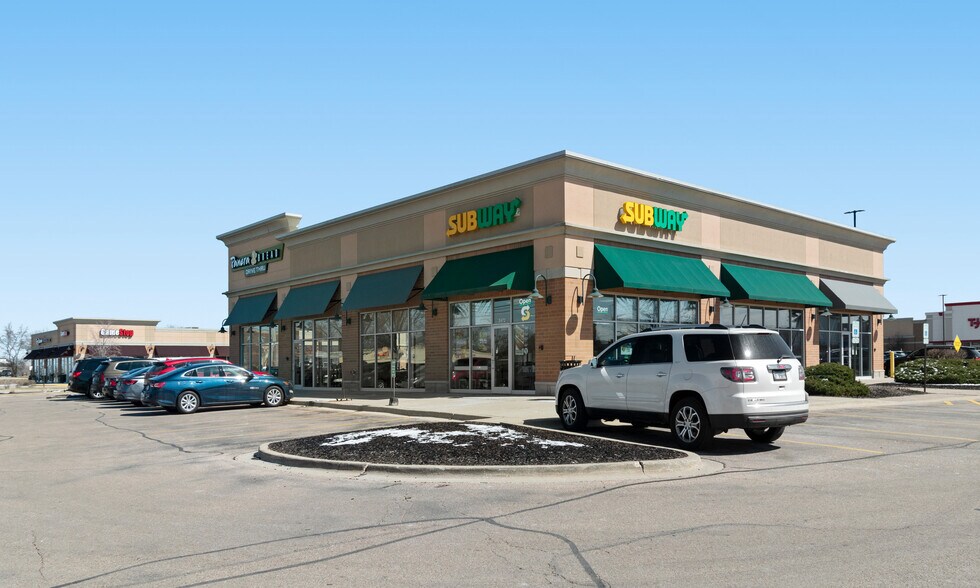 More Photos Of 2472-2476 Sycamore Rd, Dekalb Storefront For Sale