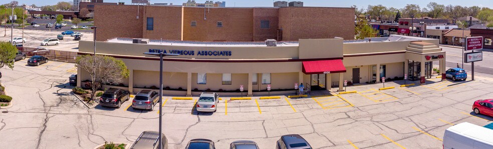 More Photos Of 4932-5000 W 95th St, Oak Lawn Unknown For Lease