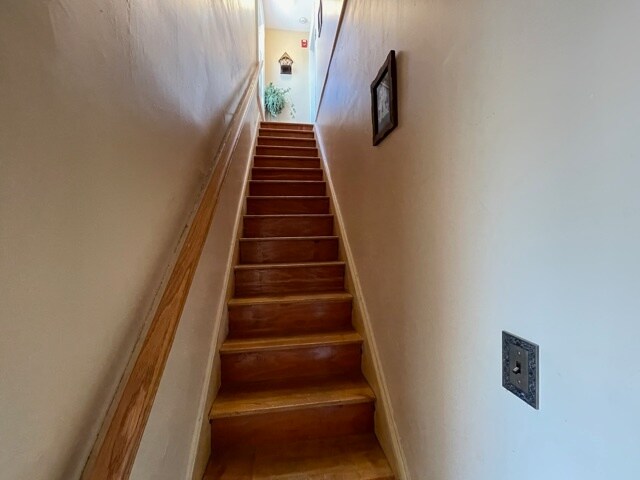 More Photos Of 82-84 W Railroad Ave, Garnerville Storefront Retail Residential For Sale