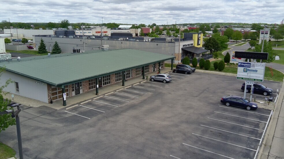 More Photos Of 2833 Milton Ave, Janesville Storefront Retail Office For Lease
