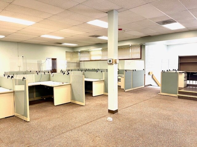 More Photos Of 202 S Kingshighway St, Sikeston Office For Lease