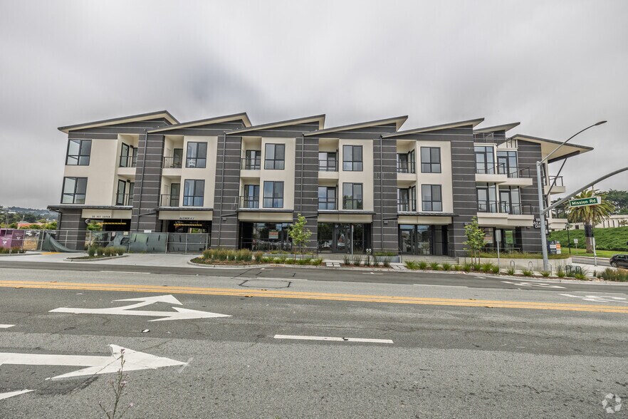 More Photos Of 889 Mc Lellan Dr S, South San Francisco Apartments For Sale