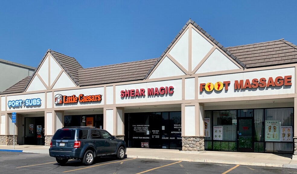 Primary Photo Of 935-939 Sierra St, Kingsburg Storefront For Lease