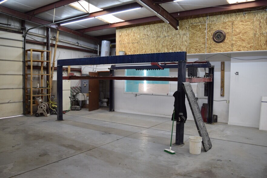 More Photos Of 4605 S Santa Fe Dr, Englewood Service For Lease