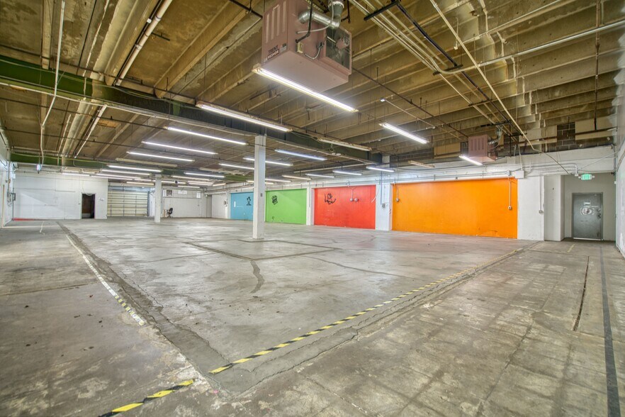 More Photos Of 555 Alter St, Broomfield Service For Lease