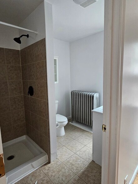 More Photos Of 203 Sanford St, Rochester Specialty For Sale