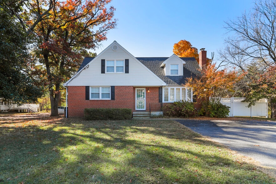 More Photos Of 2893 Jessup Rd, Jessup Office For Sale