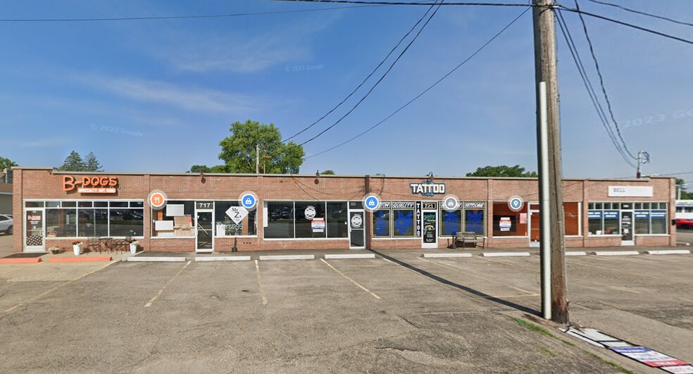 More Photos Of 715-725 N State Rd, Davison Freestanding For Lease