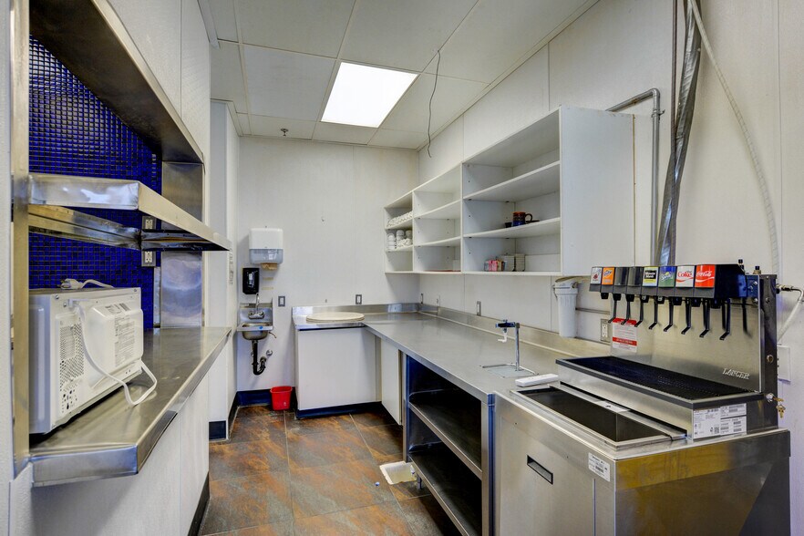 More Photos Of 4275 S Durango Dr, Las Vegas Restaurant For Lease