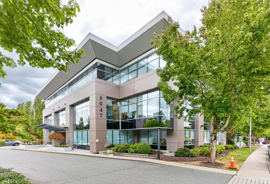 More Photos Of 8047 199th St, Langley Office For Sale