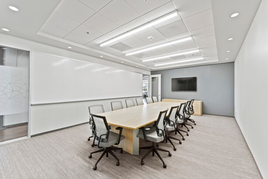 More Photos Of 5520 Capital Center Dr, Raleigh Office For Sale