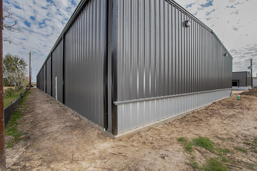 More Photos Of 2323 Anders Ln, Kemah Unknown For Lease