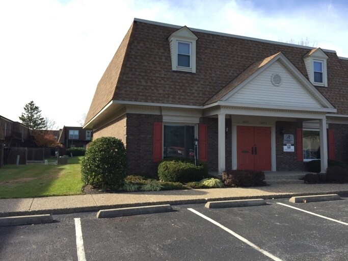 More Photos Of 10351-10361 Linn Station Rd, Louisville Office For Sale