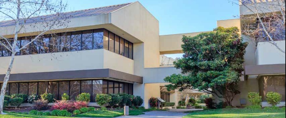 More Photos Of 1451 River Park Dr, Sacramento Office For Lease