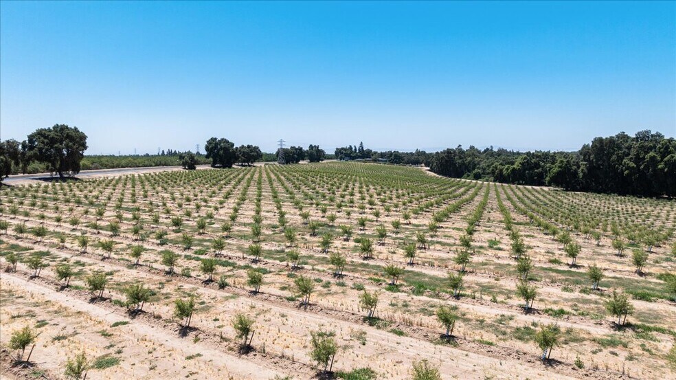 More Photos Of 625 N Hopper Rd, Modesto Land For Sale
