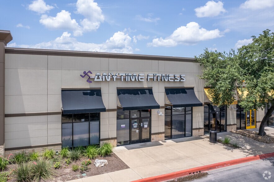 More Photos Of 2525 Anderson Ln W, Austin Unknown For Lease