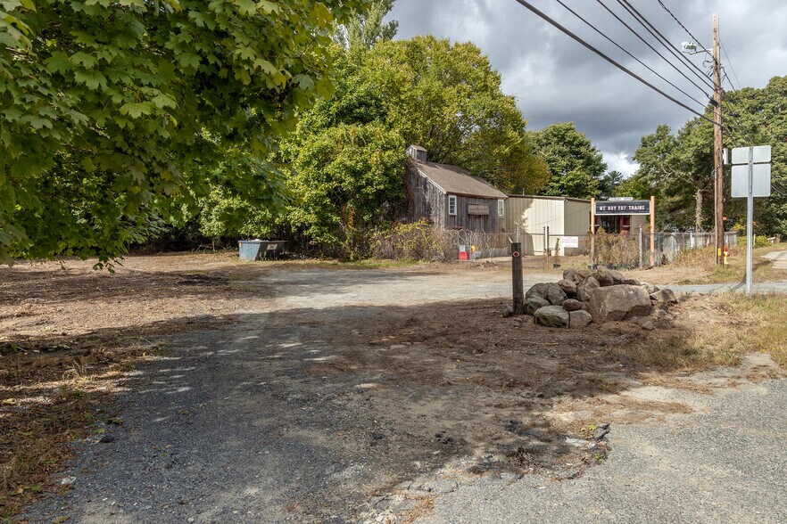 More Photos Of 382 Kingstown Way, Duxbury Flex For Sale