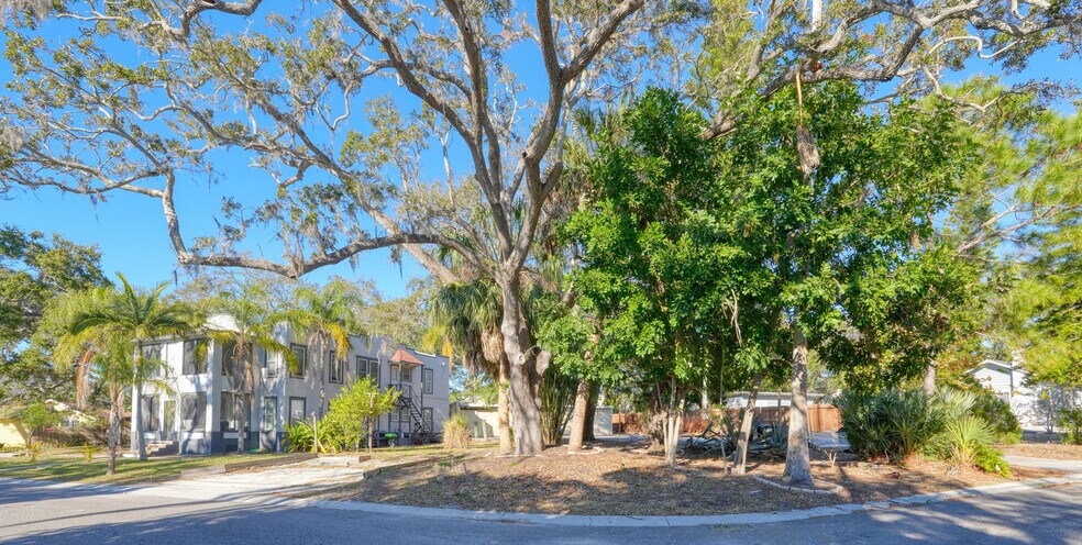 More Photos Of 1871 Stevenson Ave, Clearwater Multifamily For Sale