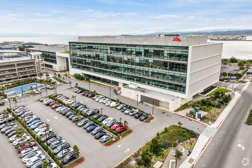 More Photos Of 201 Haskins Way, South San Francisco Research And Development For Lease
