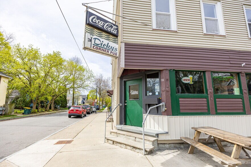 More Photos Of 789-791 Meigs St, Rochester Apartments For Sale