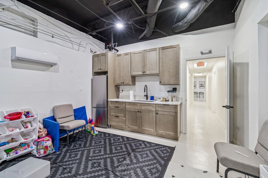 More Photos Of , Madeira Beach Unknown For Sale