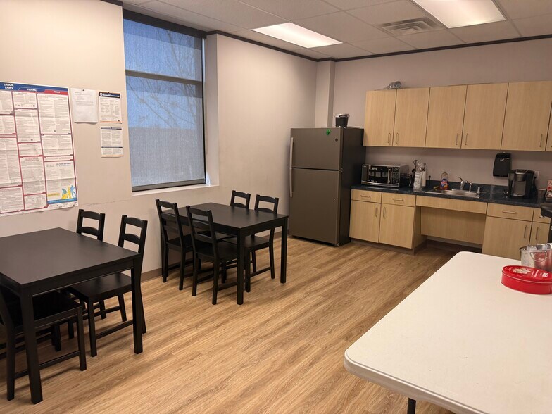 More Photos Of 10120 Fairbanks North Houston Rd, Houston Manufacturing For Sale