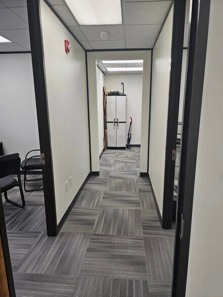 More Photos Of 3000 Highwoods Blvd, Raleigh Office For Lease