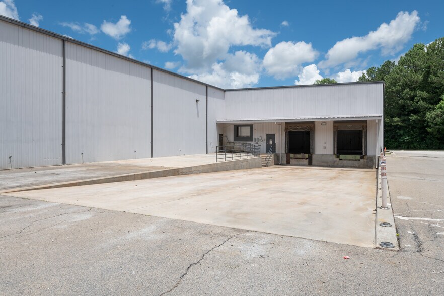 More Photos Of 1157 Battlecreek Rd, Jonesboro Warehouse For Sale
