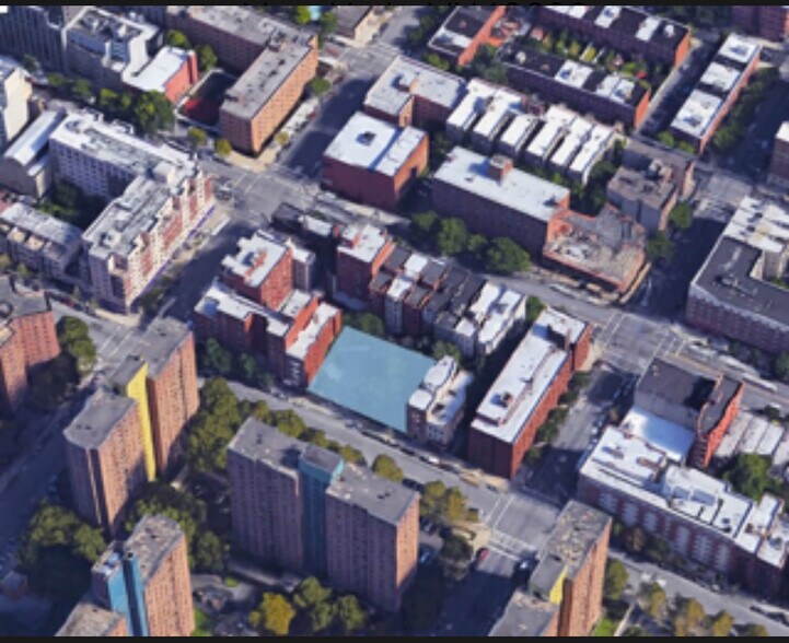 Primary Photo Of E 115th Street, New York Apartments For Sale