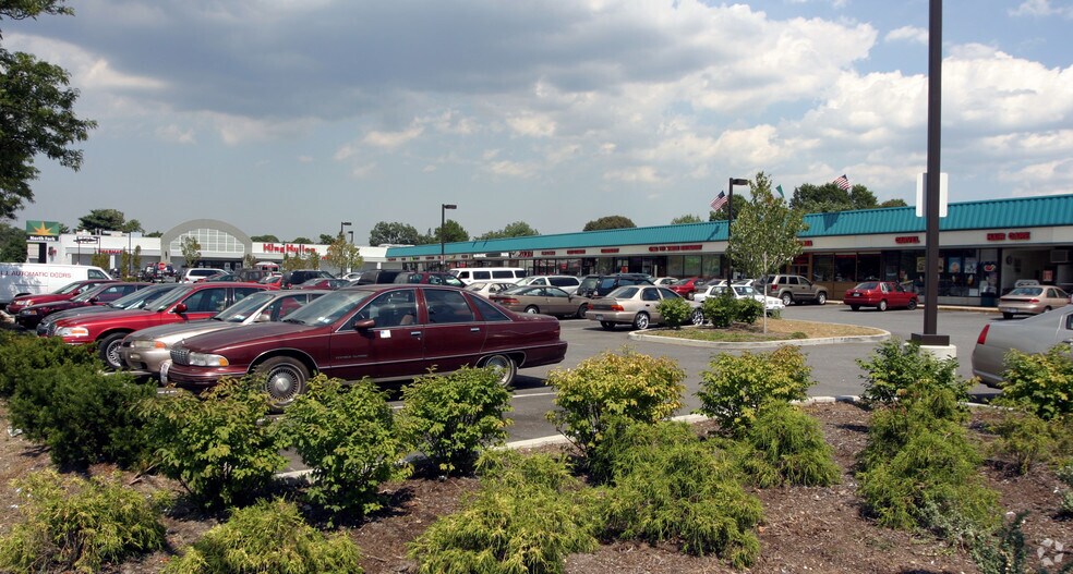 More Photos Of 548-598 Stewart Ave, Bethpage Unknown For Lease