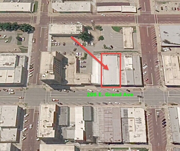 More Photos Of 206-208 E Grand Ave, Ponca City Storefront For Sale