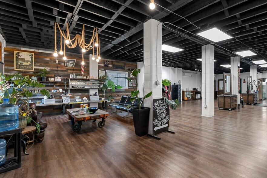 More Photos Of 2525 Tacoma Ave S, Tacoma Freestanding For Sale